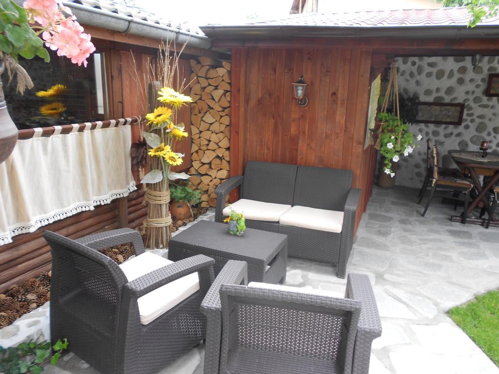 Zigen House Hotell Bansko Exteriör bild